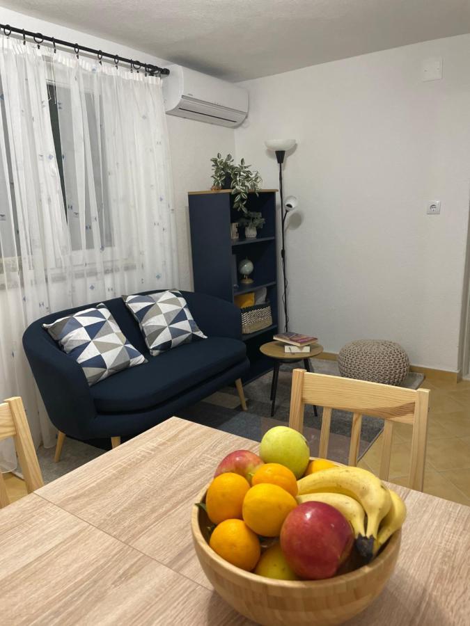 Kn House With Two Apartments Near Sea Rogoznica  Bagian luar foto