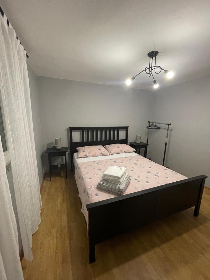 Kn House With Two Apartments Near Sea Rogoznica  Bagian luar foto