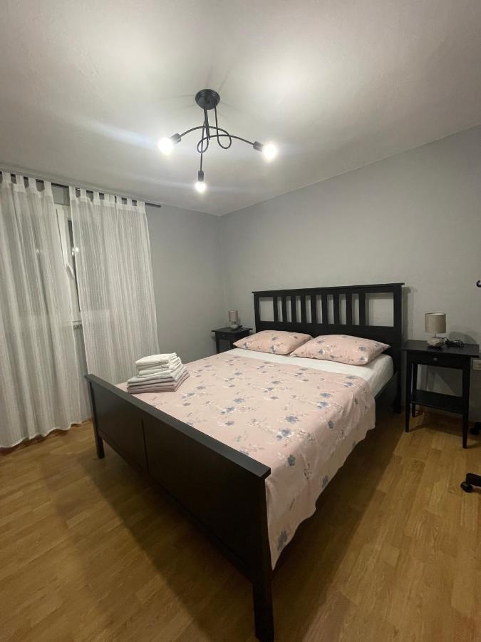 Kn House With Two Apartments Near Sea Rogoznica  Bagian luar foto